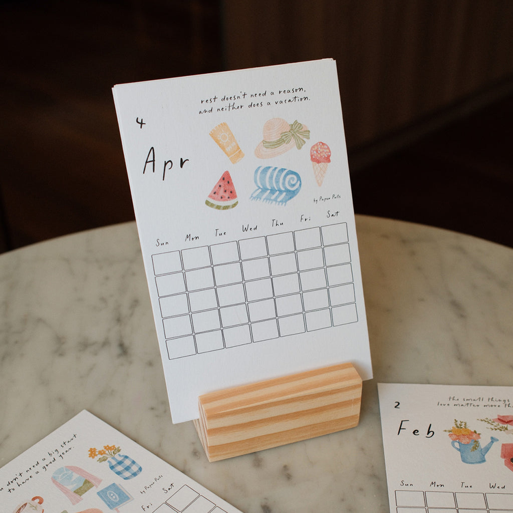 Easy Days Calendar | Portrait Desk Calendar