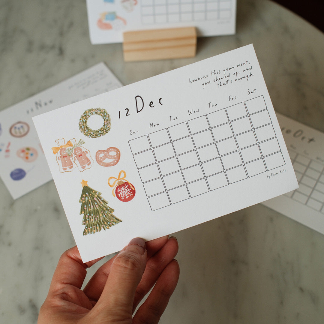 Easy Days Calendar | Landscape Desk Calendar
